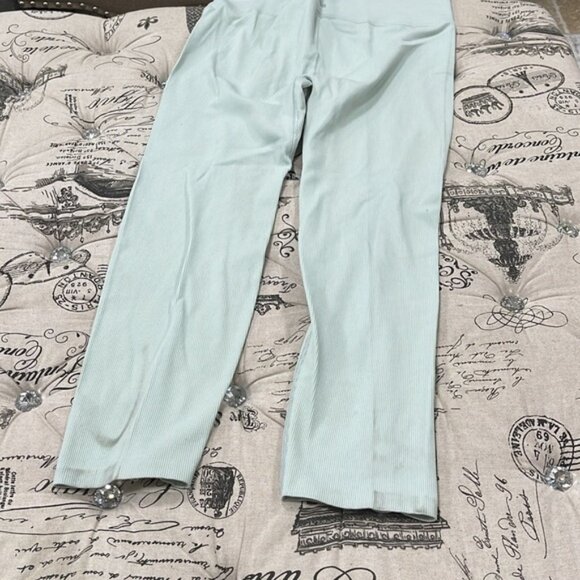 DSG Women's Momentum Seamless 7/8 Legging - Picture 9 of 11